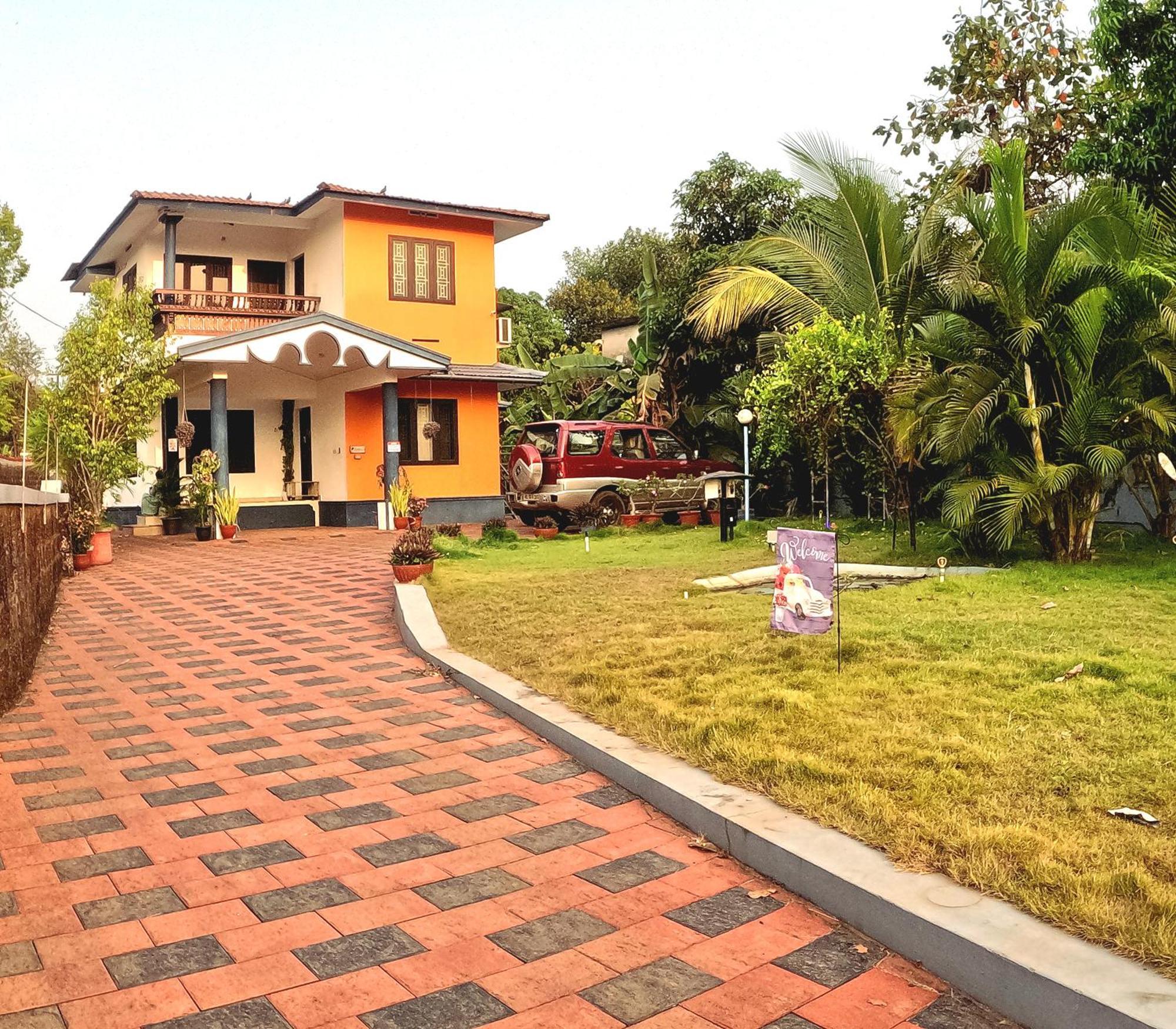 7TH HEAVEN Kannur Chakkarakkal Bagian luar foto