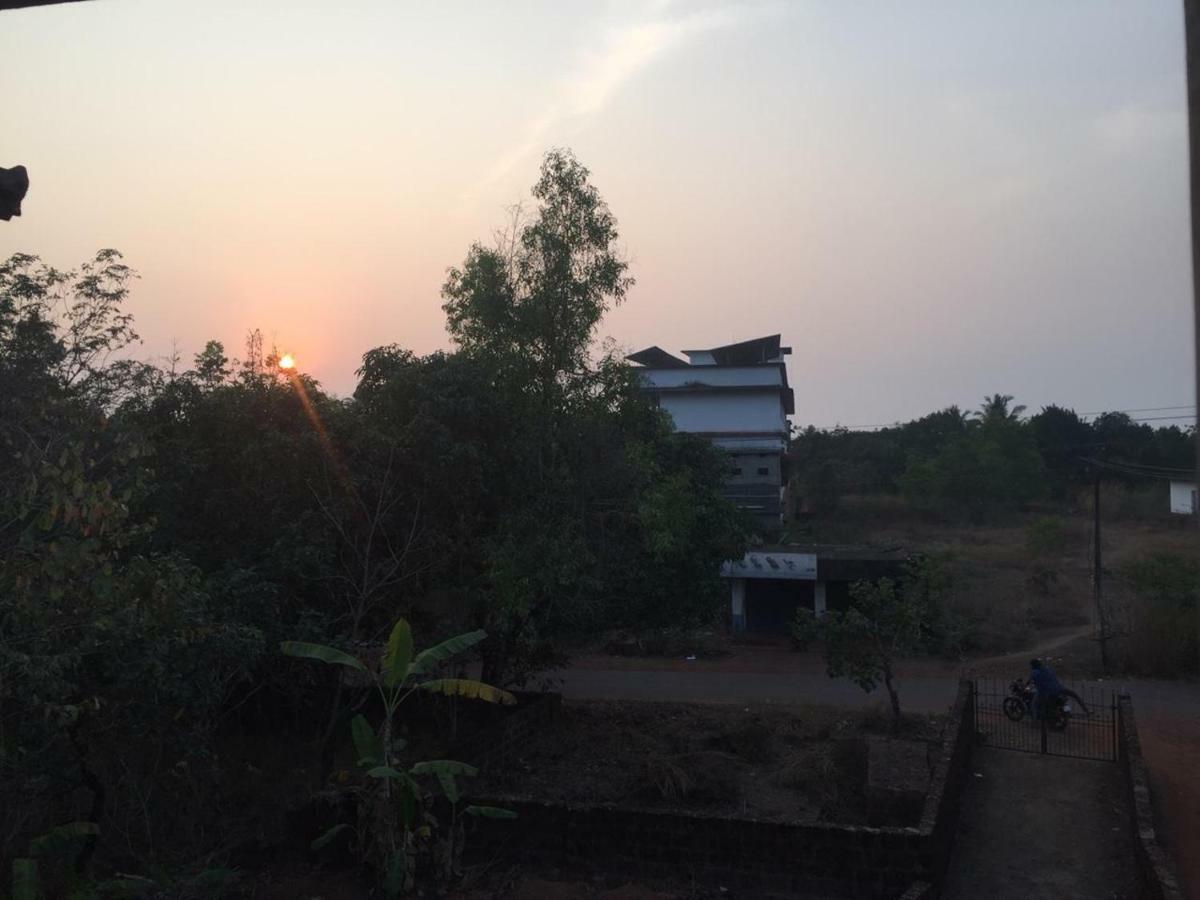 7TH HEAVEN Kannur Chakkarakkal Bagian luar foto